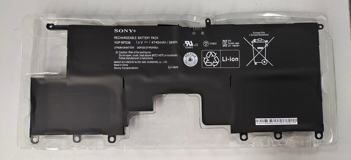 SONY VGP-BPS38 - VGP-BPS38 Genuine Original Laptop Notebook Battery (1 Yr Warranty)